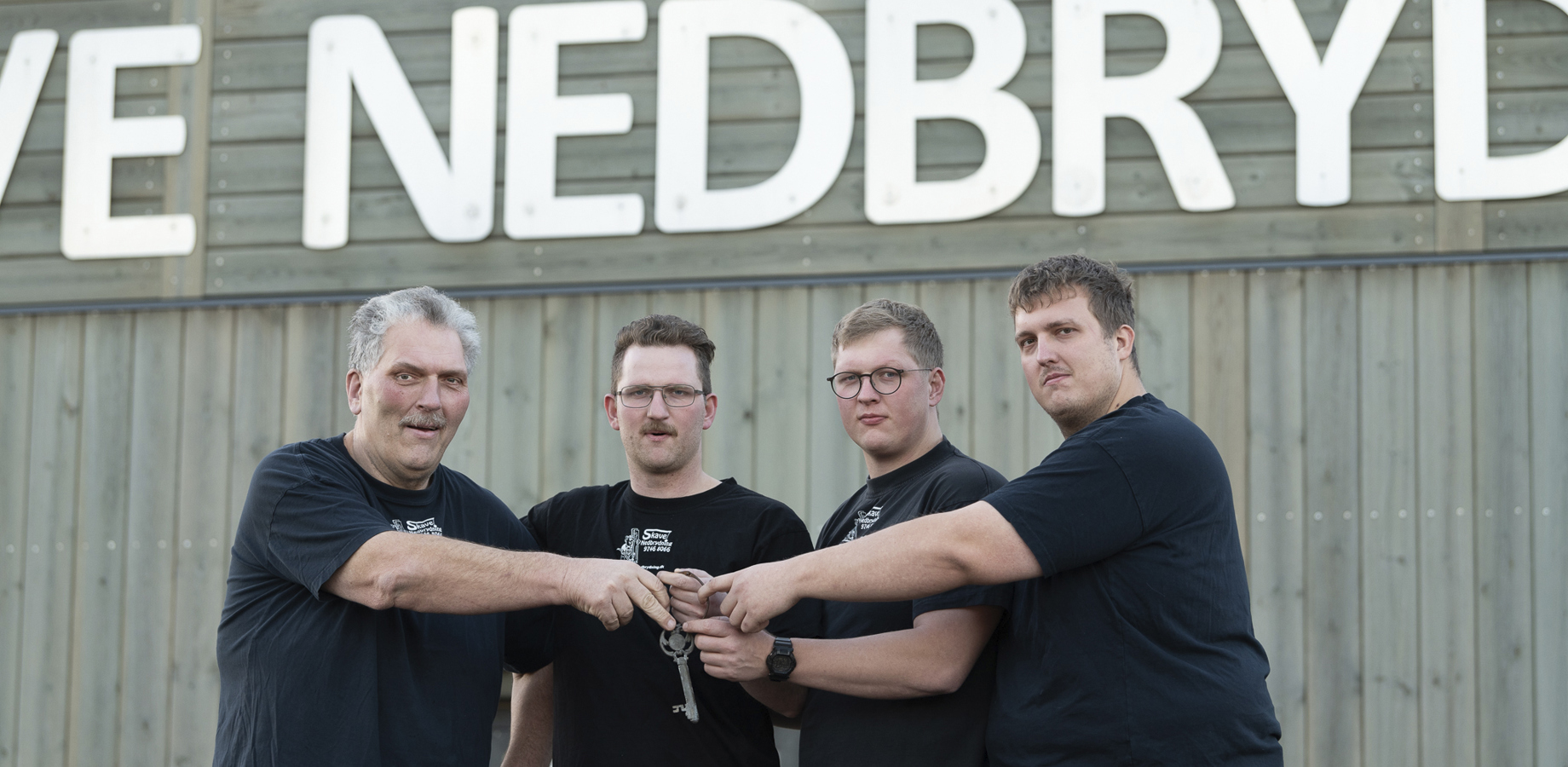 Skave Nedbrydning Ejerne Steen Madsen Og Kristoffer Traberg Madsen Anders Traberg Madsen Og Frederik Traberg Madsen